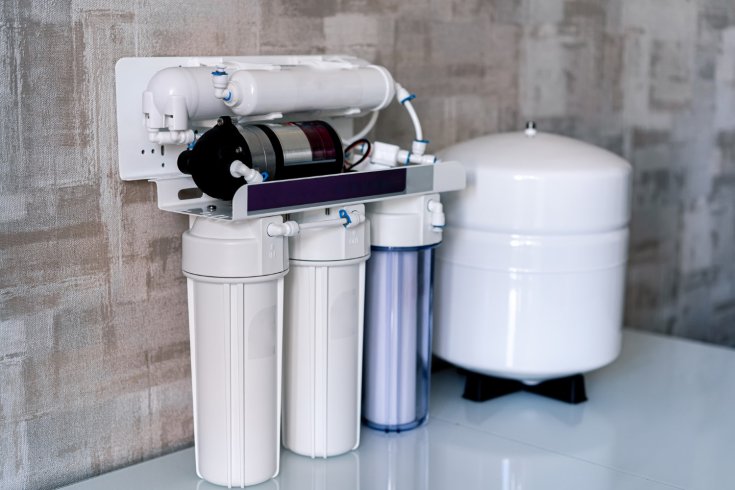 Salt-Based vs. Salt-Free Water Softeners: Which One Should You Install?